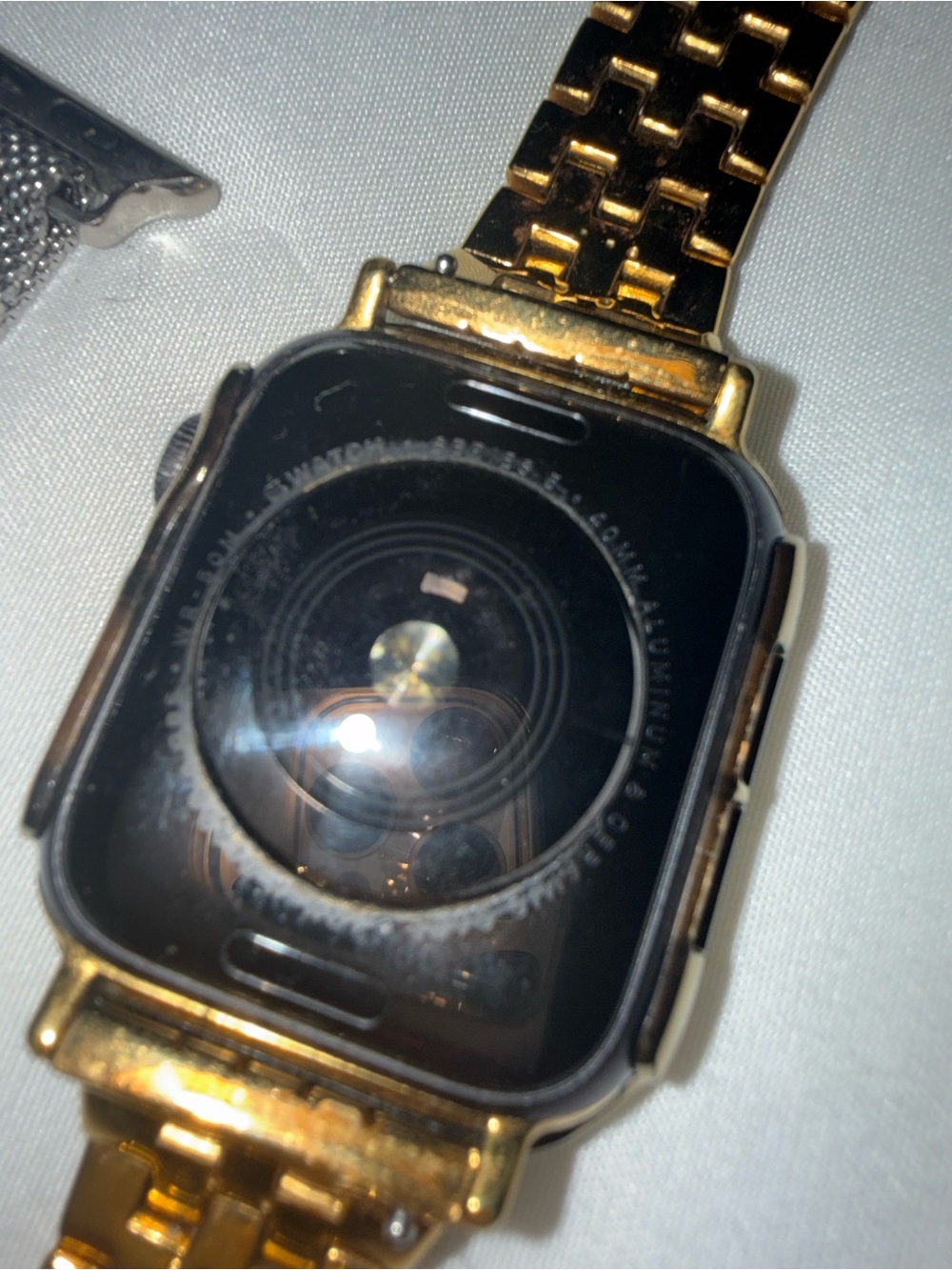 Apple Smartwatch — Gold Case with Gold Link Band
